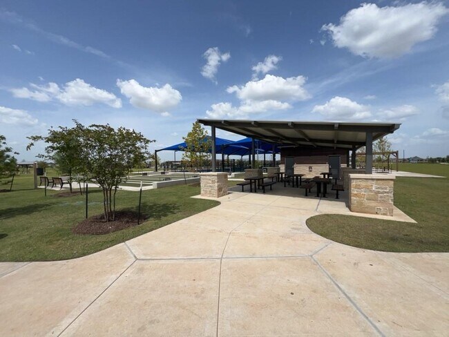 Building Photo - 2829 Shimmer Edge Dr