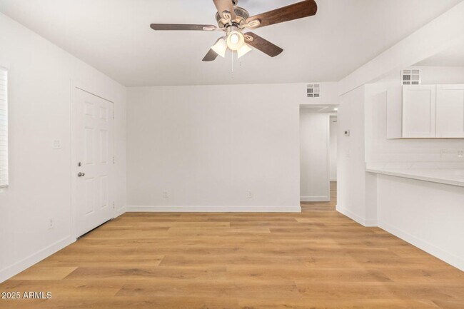 Building Photo - 2-bedroom, 1-bath duplex by ASU