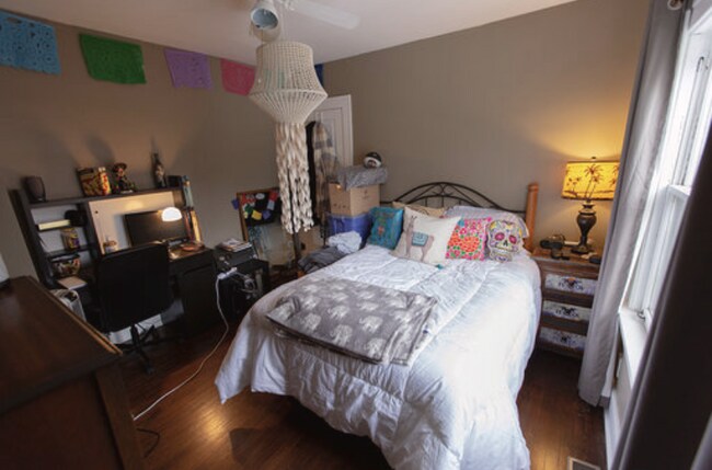 Building Photo - 724 South 5th Street