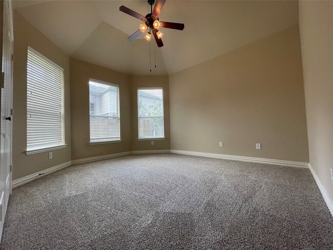 Building Photo - 11902 Cedar Creek Dr