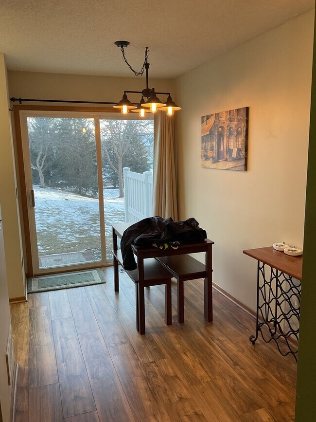 Building Photo - 15539 Float Ln