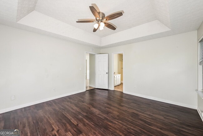 Building Photo - 3905 Saddlecreek Dr