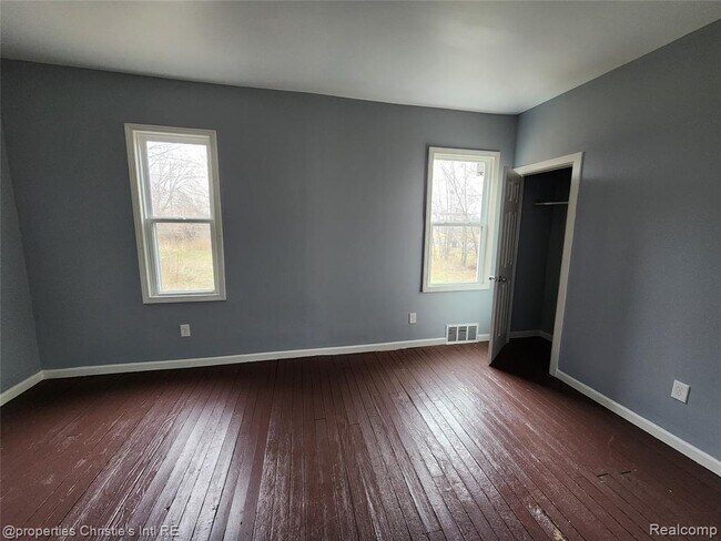 Building Photo - 605 E Bethune St
