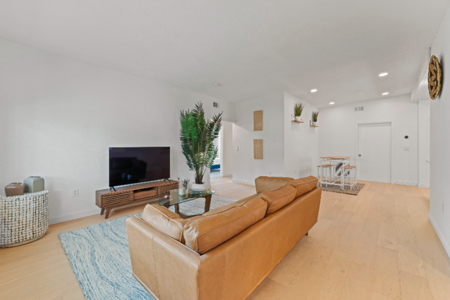 Primary Photo - 12296 144th Ln