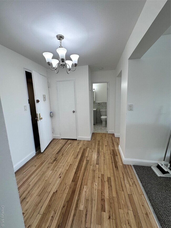 Building Photo - 20 Wendell St