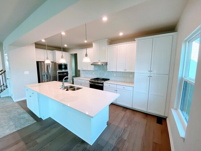 Building Photo - 1226 City View Ln