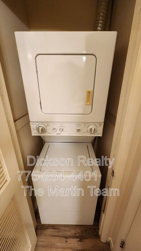 Building Photo - 2300 Dickerson Rd