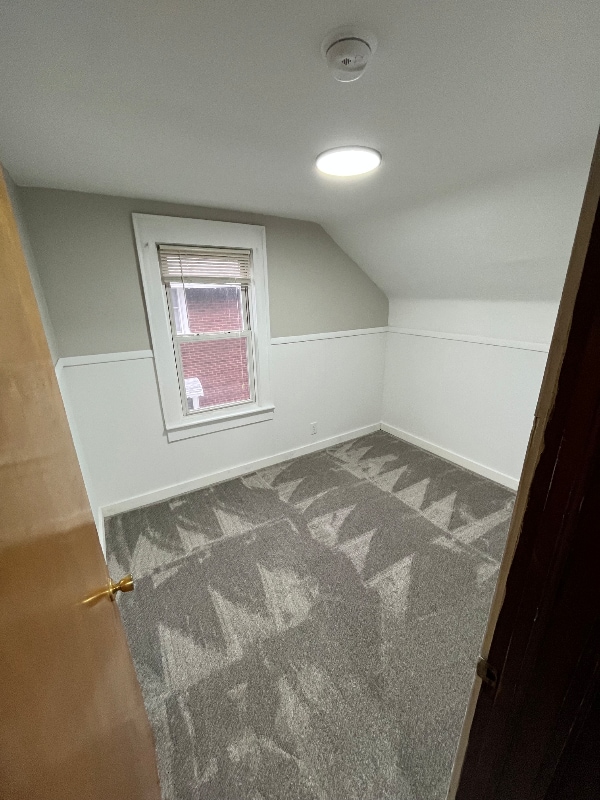 Building Photo - 486 W Waterloo Rd