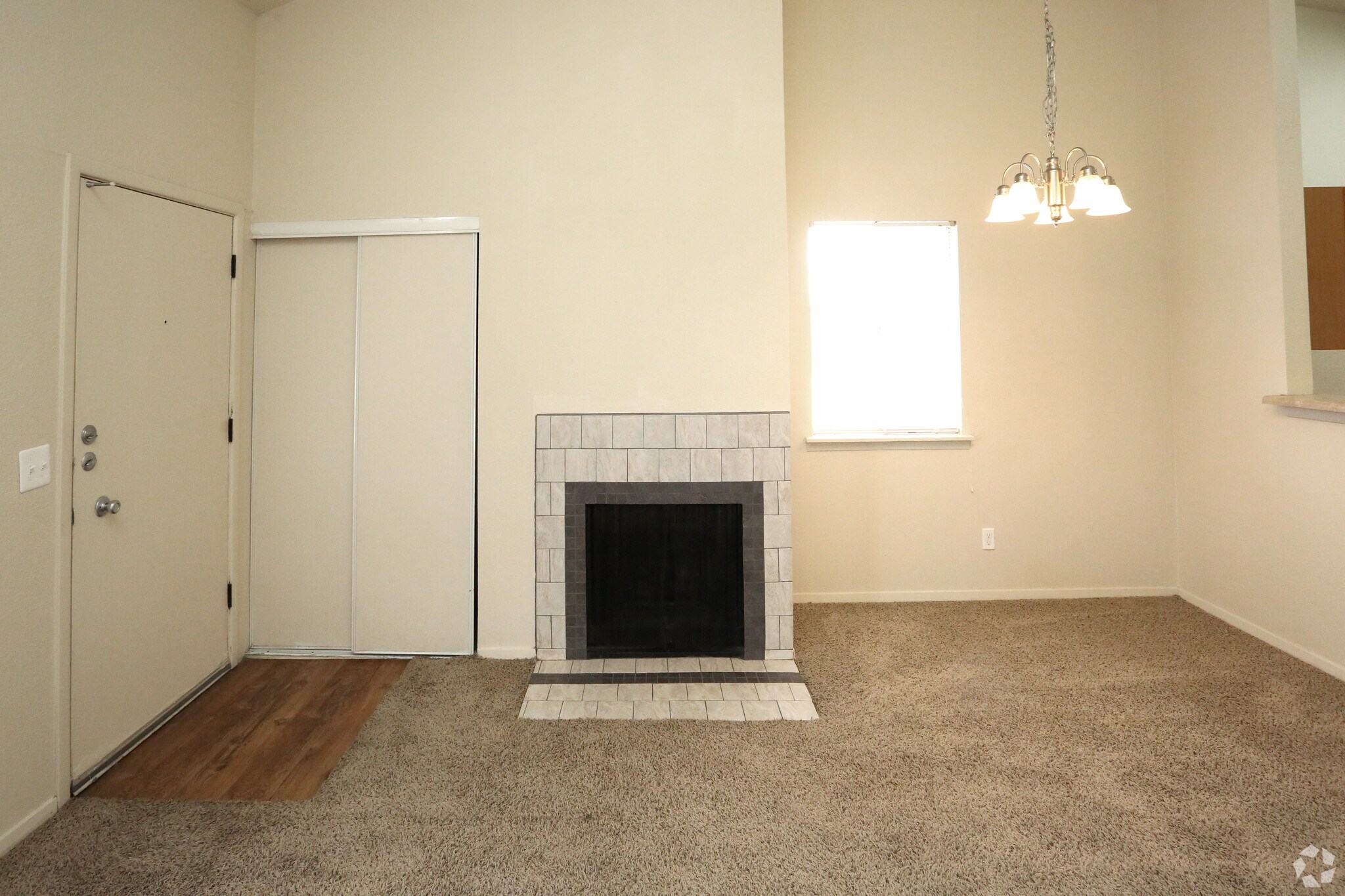 Canterbury Apartments 2027 S Austin St Amarillo TX 79109 Apartment