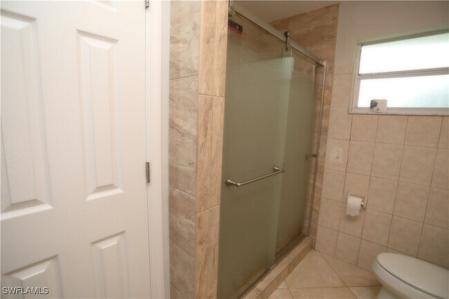 Building Photo - 5458 Martin St