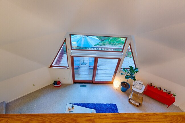 Building Photo - 18 Huckleberry Heights