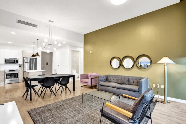 Building Photo - 1220 17th St