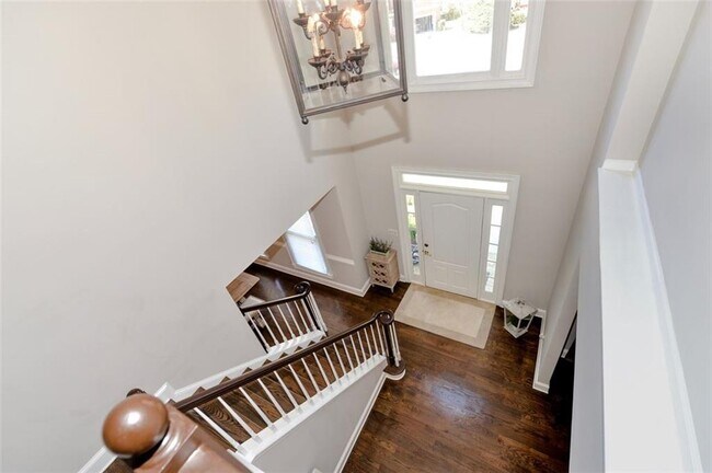 Building Photo - 310 Windsor Gate Cove NE