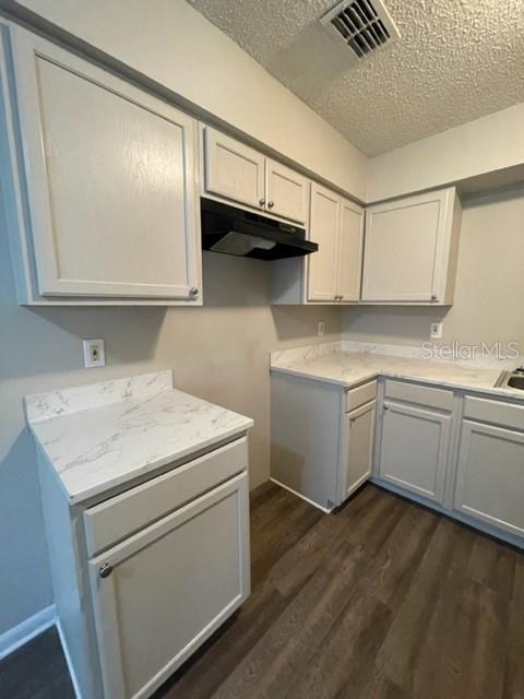 Building Photo - 2415 Idlewild St