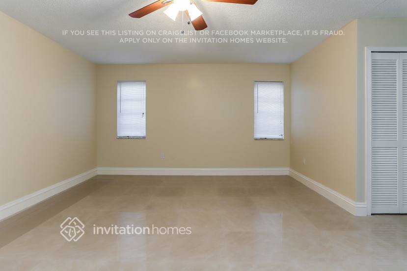 Building Photo - 505 NW 136th Ct