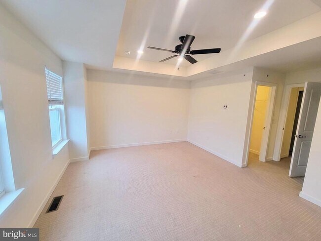 Building Photo - 1842 Boulder Dr