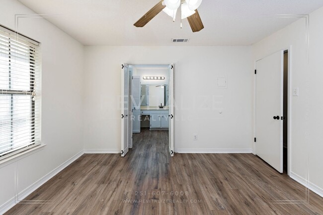 Building Photo - Beautifully Renovated 3 Bed 2 Bath Home in Theodore