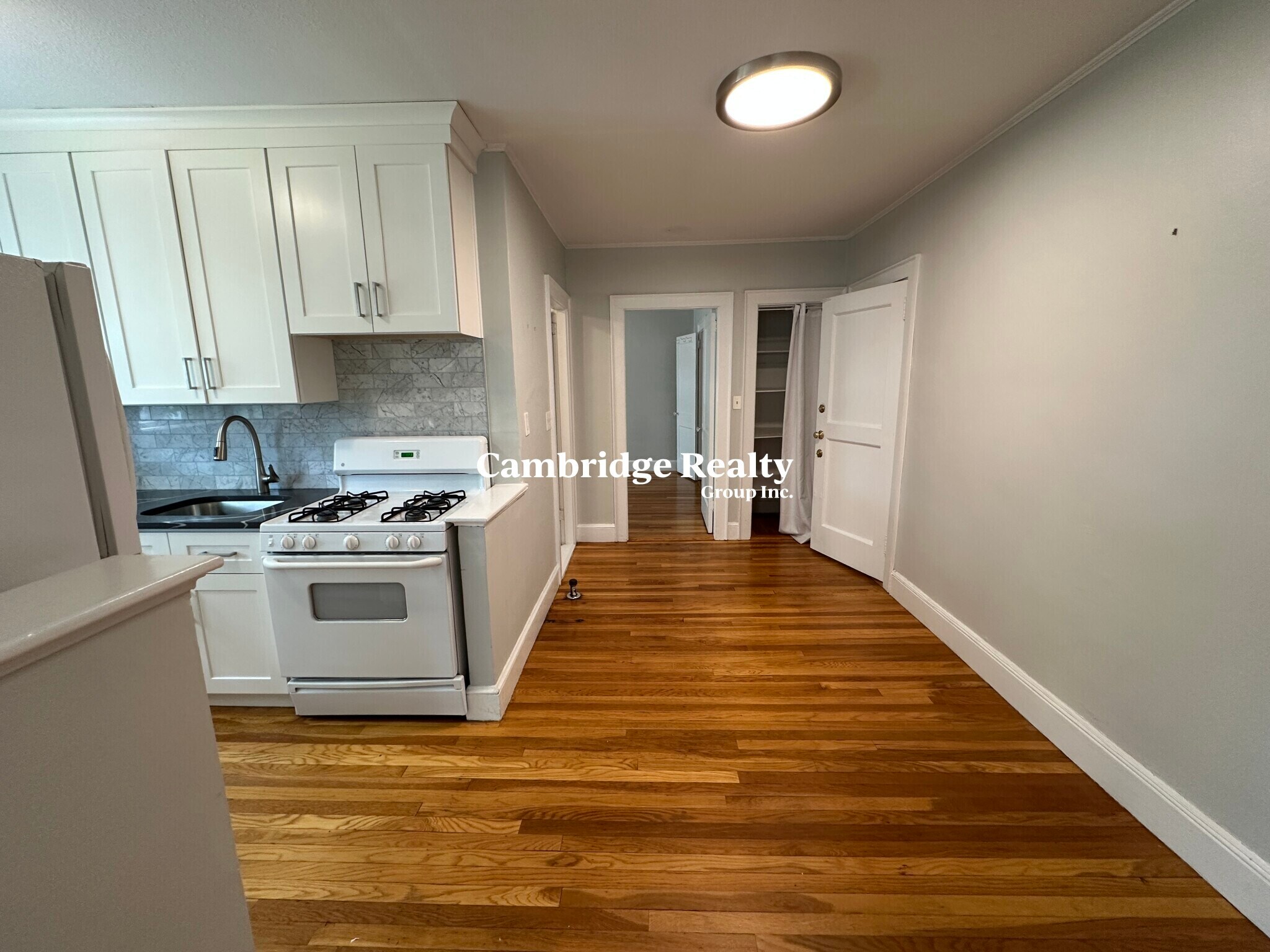 Building Photo - 5 Ellery Pl