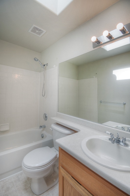 Building Photo - 4820 Pathfinder Dr
