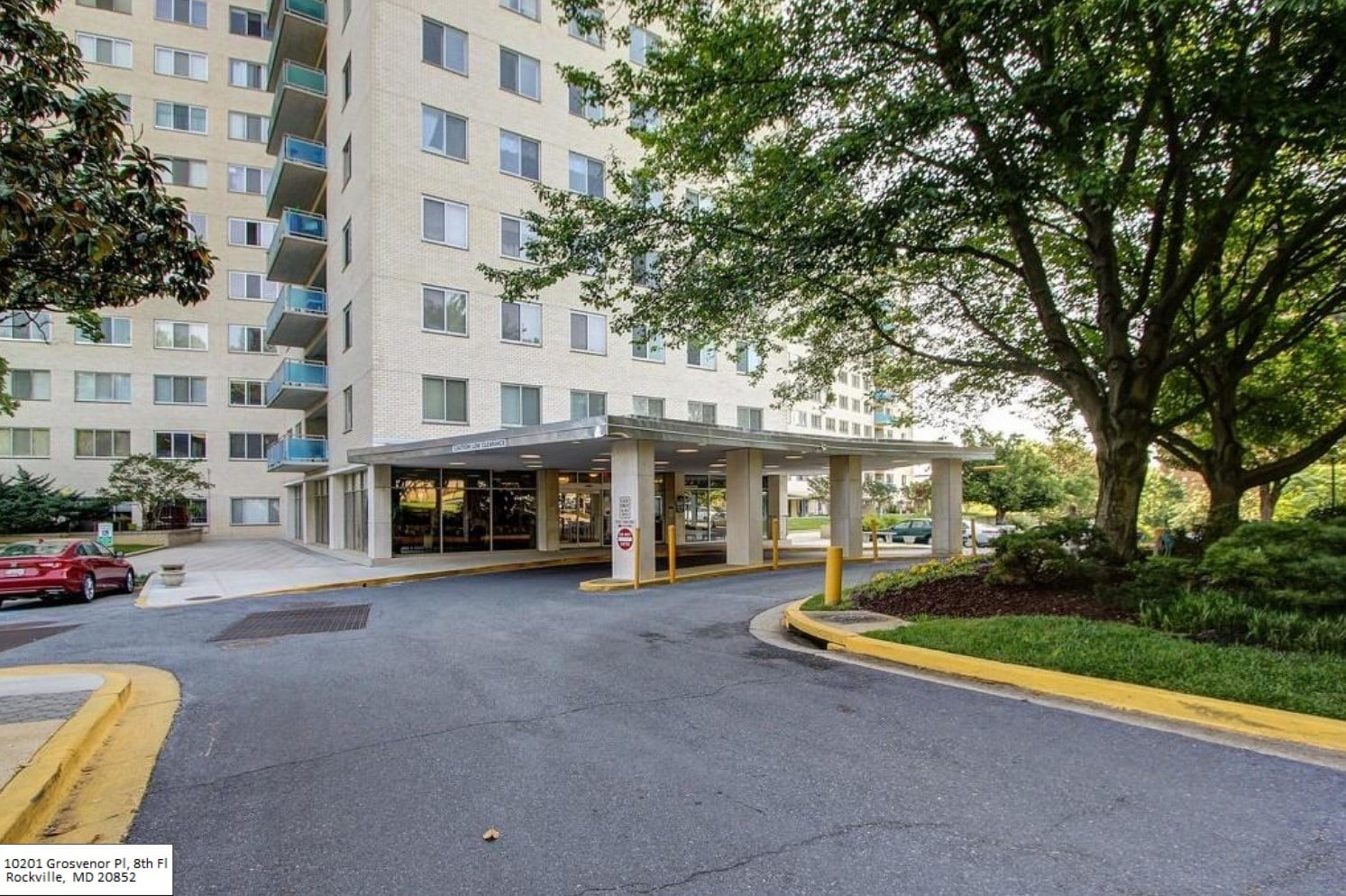 Building Photo - 10201 Grosvenor Pl