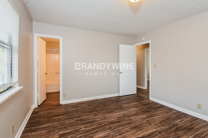 Building Photo - 2263 Rolling Rock Dr