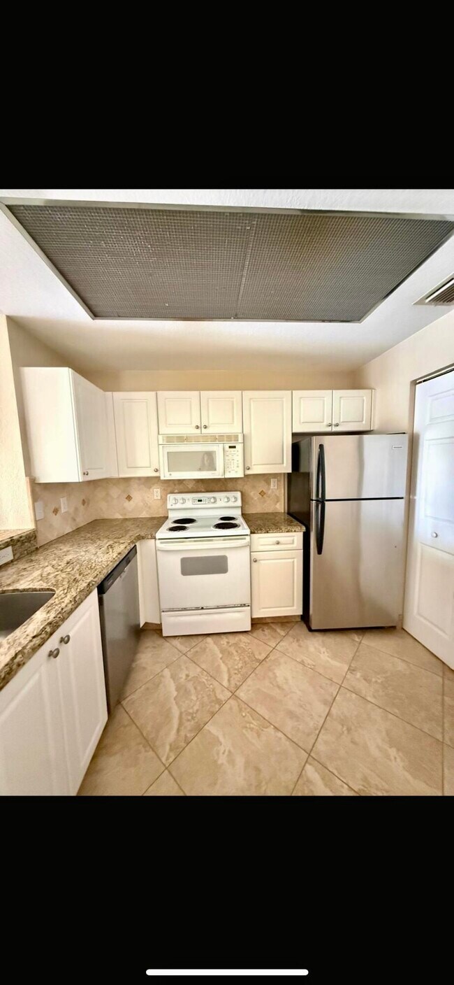 Building Photo - 2916 Tuscany Ct