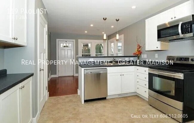 Building Photo - 119 Paoli St