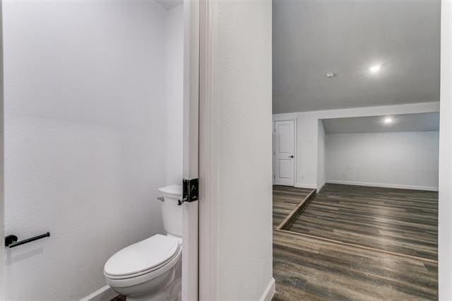 Building Photo - 1535 Carnation Dr