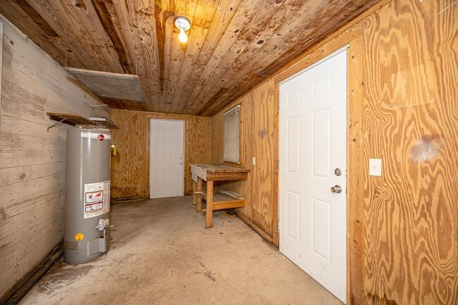Building Photo - Cute 2 Bed 1 Bath in Pascagoula