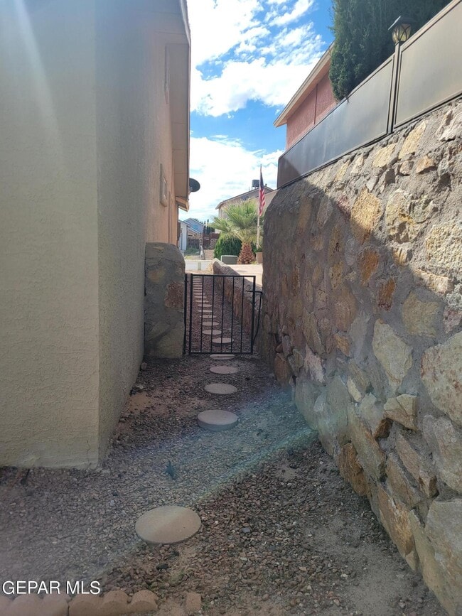 Building Photo - 5777 Rick Husband Dr