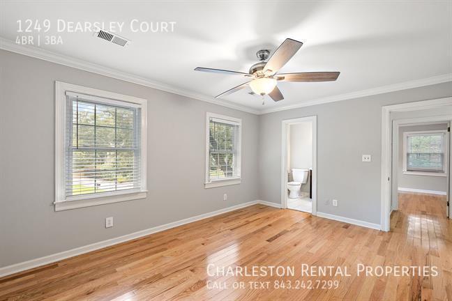 Building Photo - 1249 Dearsley Ct