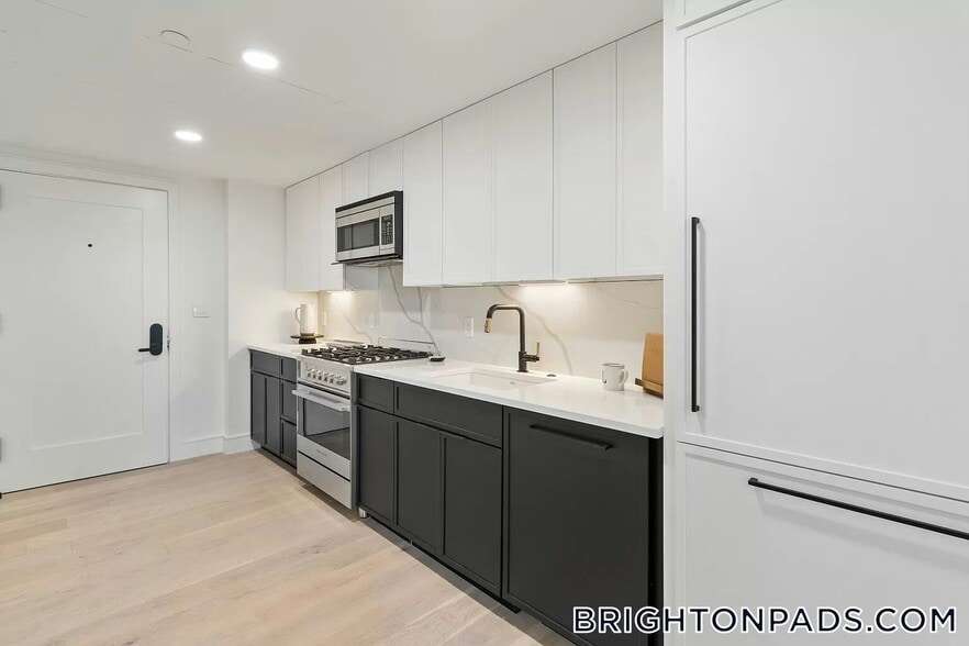 Building Photo - 50 Leo M Birmingham Pkwy