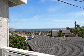Building Photo - Full Renovated Home with Ocean Views