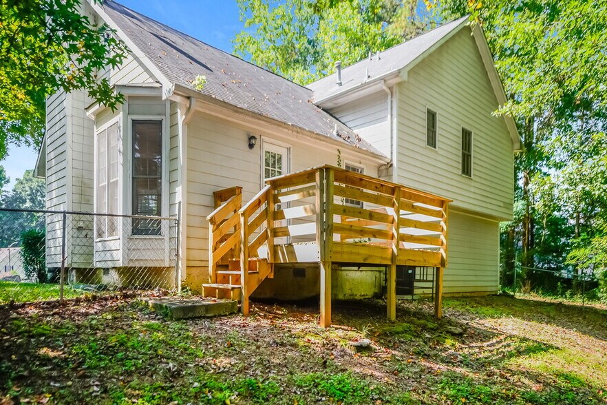 Building Photo - 6398 Grafton Ct