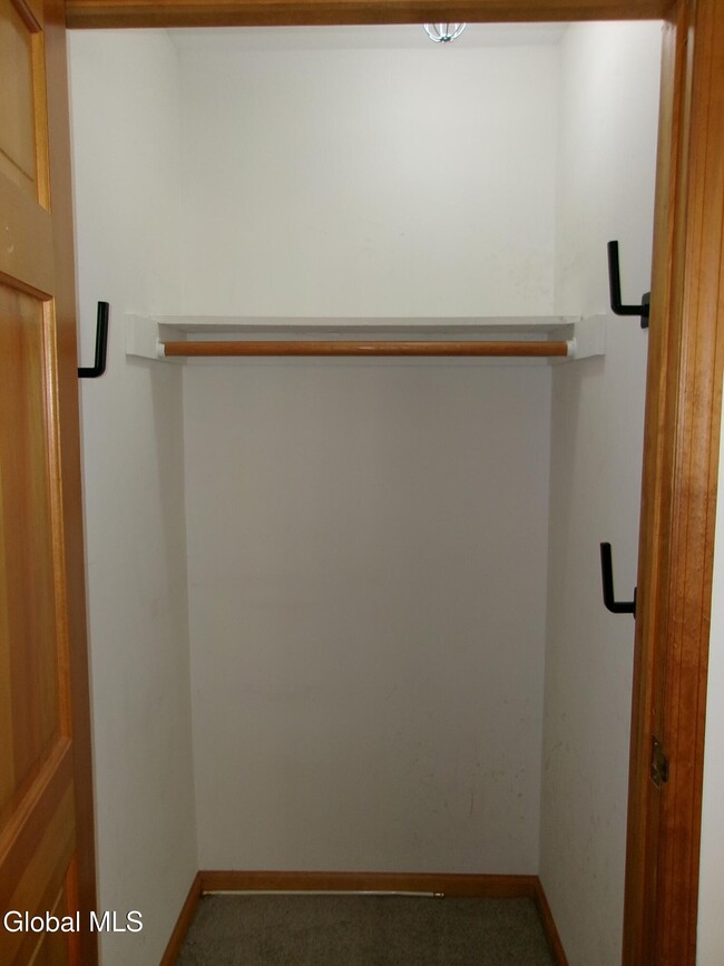 Building Photo - 222 S Ten Broeck St