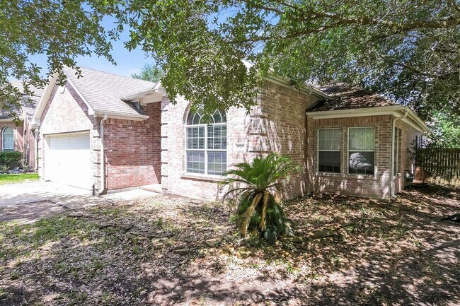 Building Photo - 28702 Hidden Cove Dr