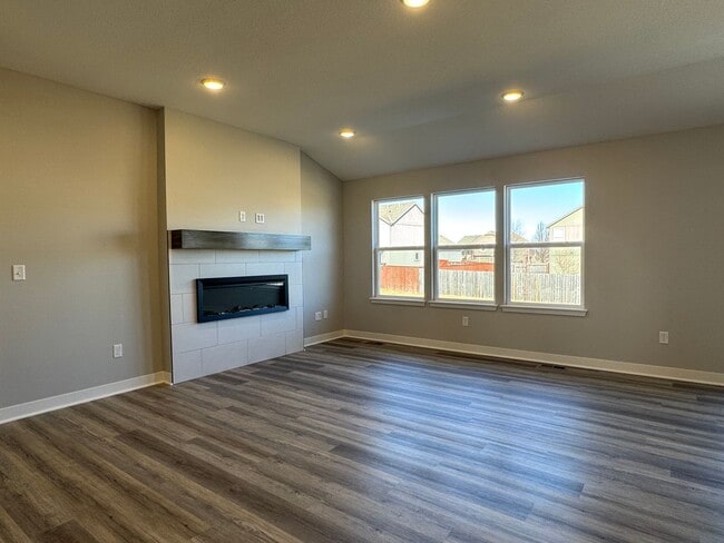 Building Photo - {31750} Brand New Ranch Home + 3 Car Garage + Unfinished Basement