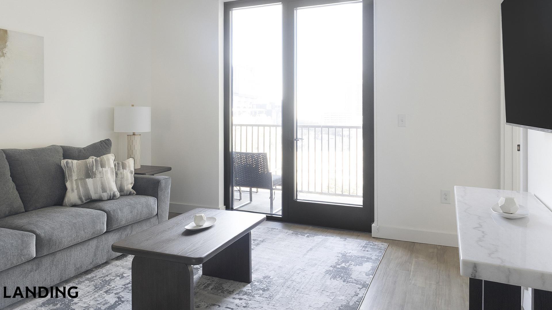 Building Photo - 1007 S Mint St