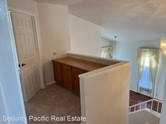 Building Photo - 4 br, 3 bath House - 142 Grenadine Way