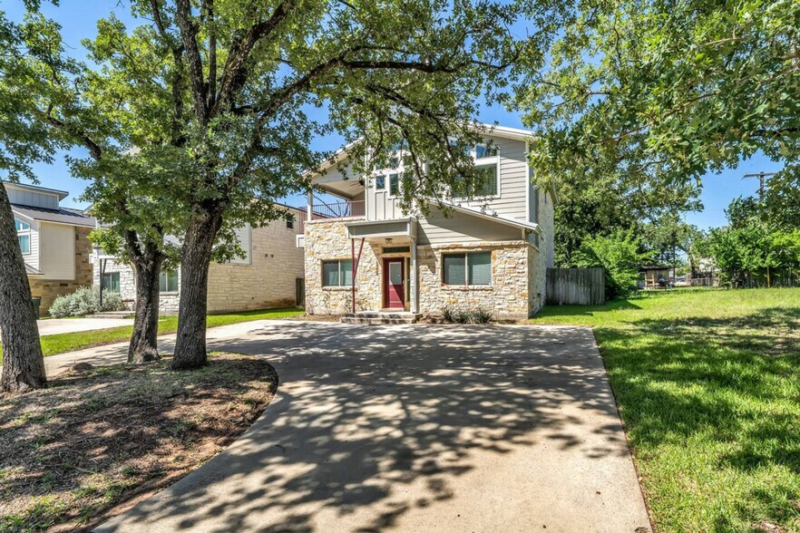 Building Photo - 4304 Oaklawn St