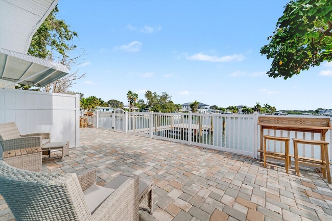 Building Photo - 711 E Gulf Blvd