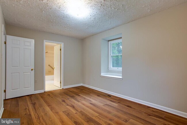 Building Photo - 3084 Eutaw Forest Dr