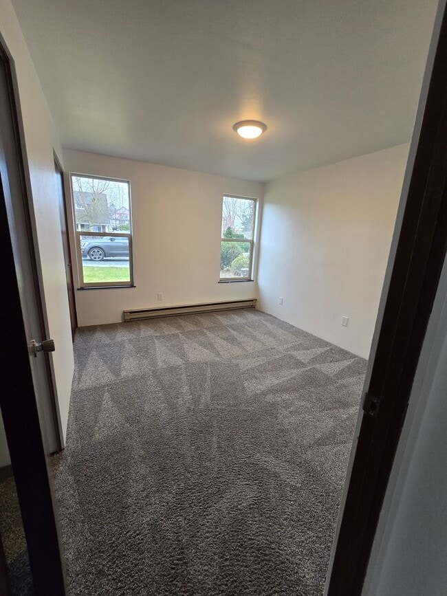 Building Photo - Tsoulouhas #1