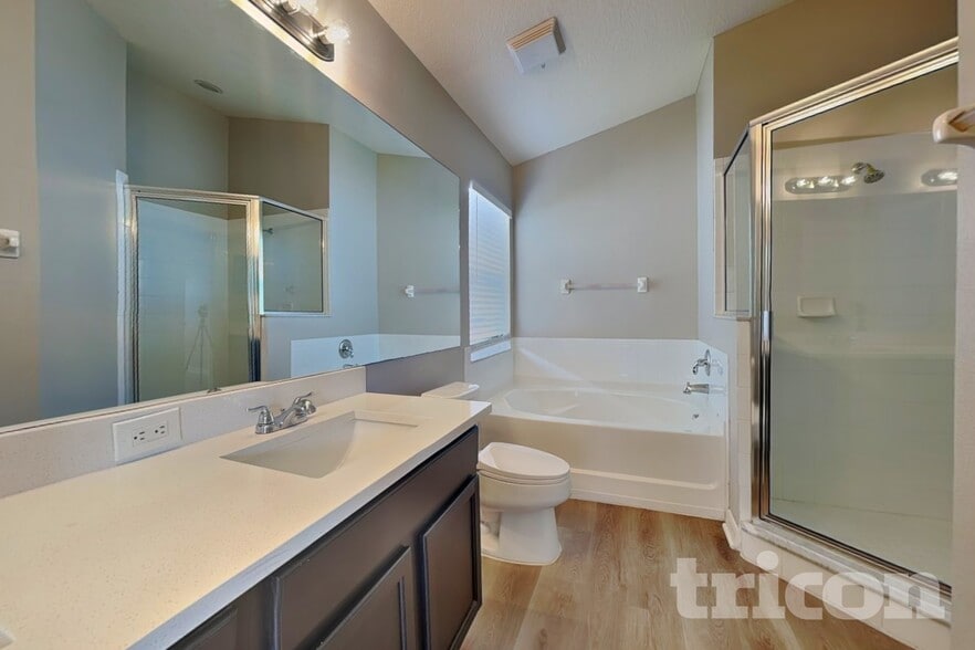 Building Photo - 31333 Heatherstone Dr