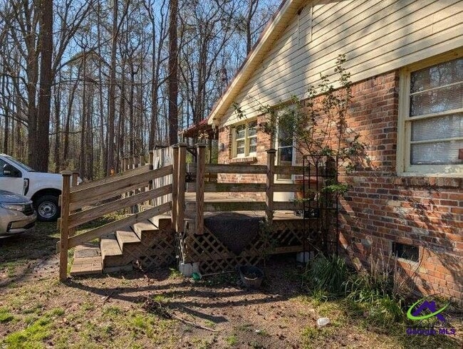 Building Photo - 1198 Hendrick Rd
