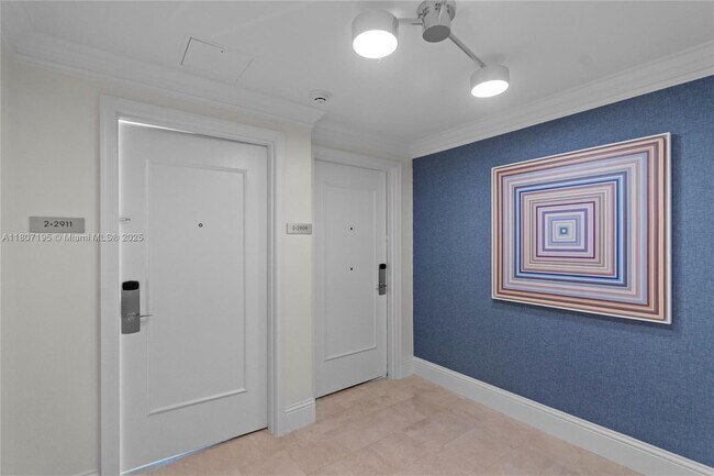 Building Photo - 4401 Collins Ave