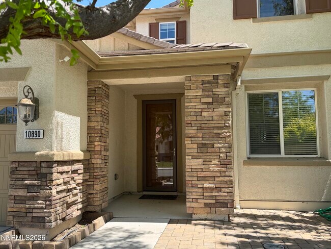 Building Photo - 10890 Oakhaven Dr