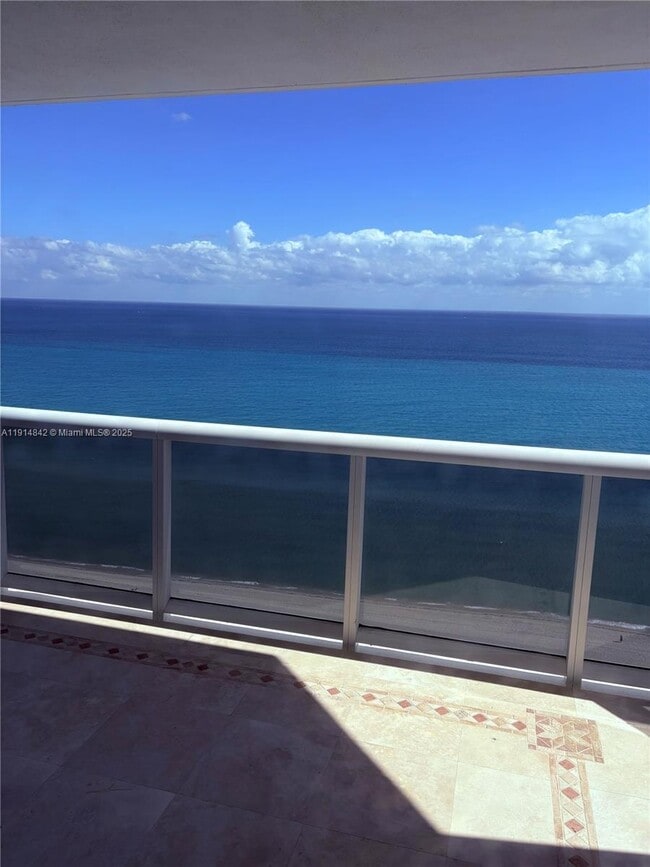 Building Photo - 4779 Collins Ave