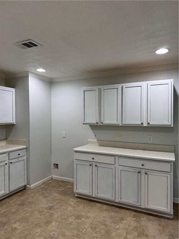 Building Photo - 8155 River Hill Commons Dr