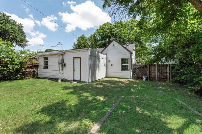 Building Photo - 908 Clairemont Ave